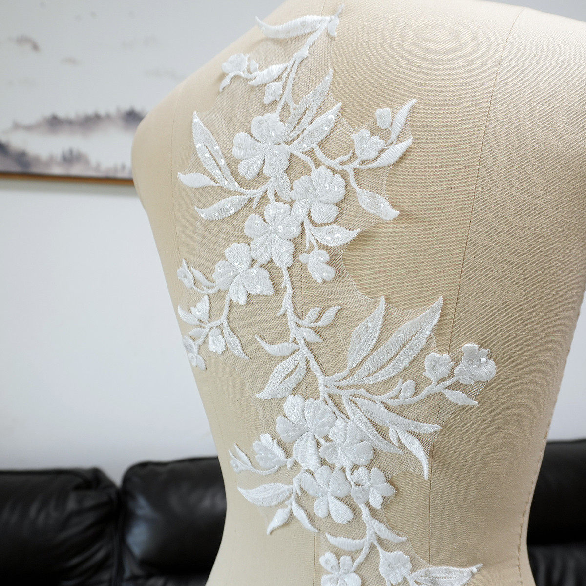 White Floral Leaf Sequins Appl - đánh giá và giá Craft Embellishment